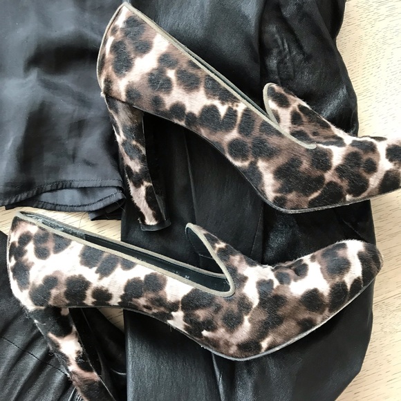 Stuart Weitzman Shoes - Stuart Weitzman heels.